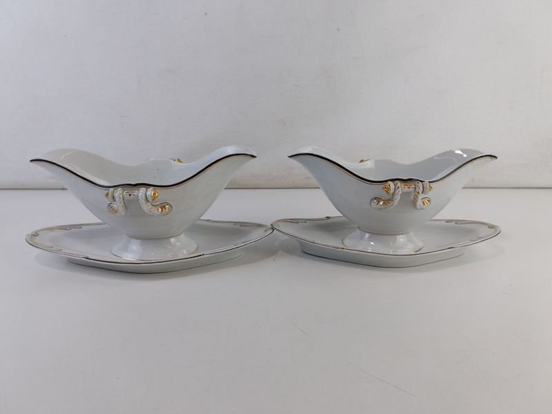 Porcelana blanca con adornos de oro - imagen 5