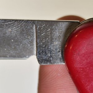 Navaja Multiuso Suiza Victorinox Roja - imagen 2