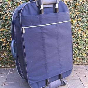 Valija Azul con Ruedas Kennedy Club - Medidas 52x70x26 cm - imagen 2