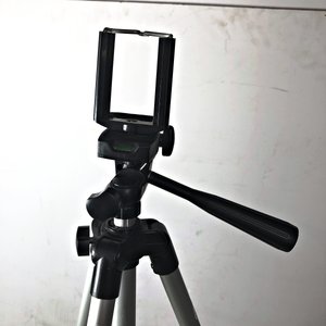Trípode de Aluminio para Cámara y Celular - imagen 2