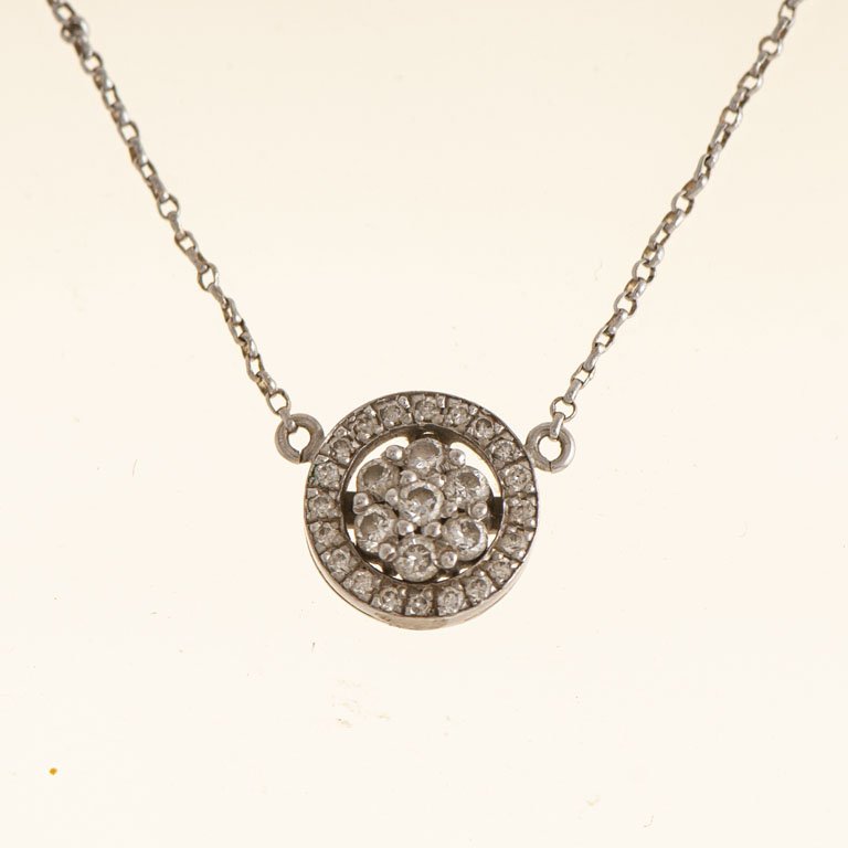 Lote anterior: Cadena con colgante oro 18k y brillantes