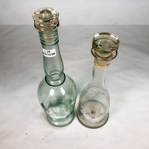Dos Botellones de Vidrio Hialino con Tapón - imagen 3