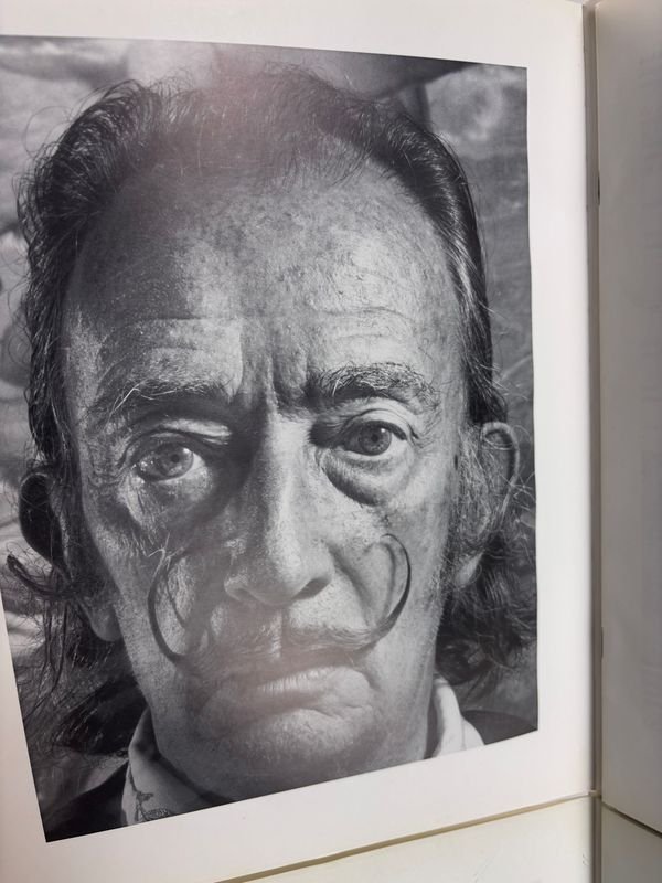 Catálogo de exposición de Salvador Dalí: Obra surrealista y temas clave - imagen 4