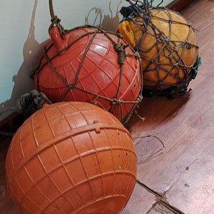 Lote de 3 Flotadores Esféricos con Red Naranja y Rojo - imagen 3