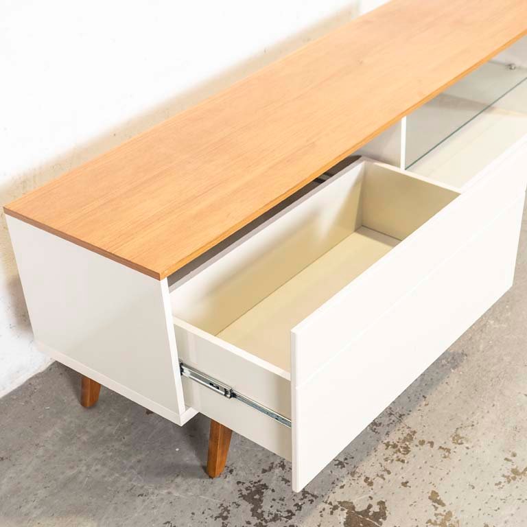 Mueble de TV con cajón y estante de vidrio - imagen 3