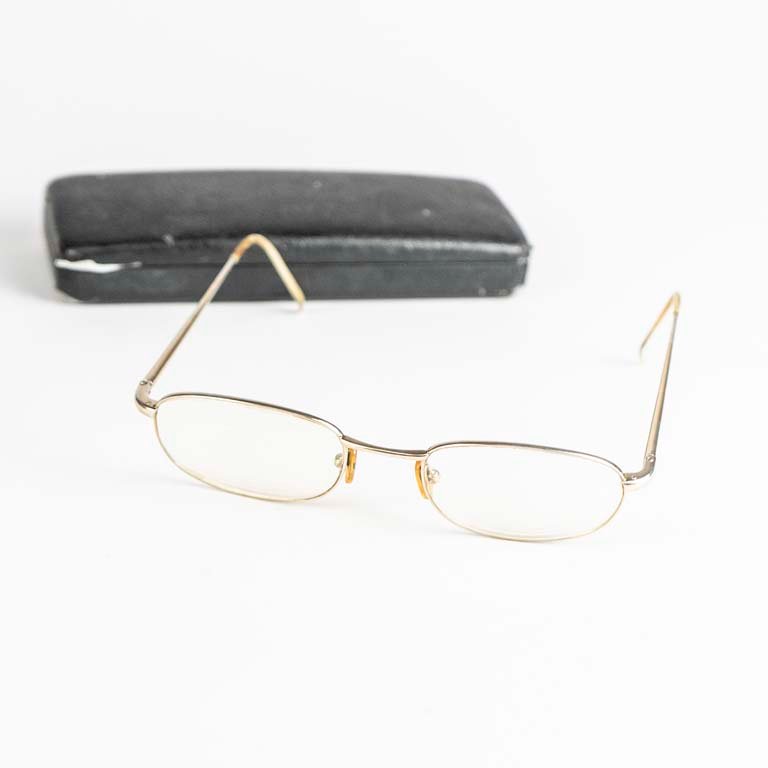 Lentes de aumento Valentino con detalles - imagen 2
