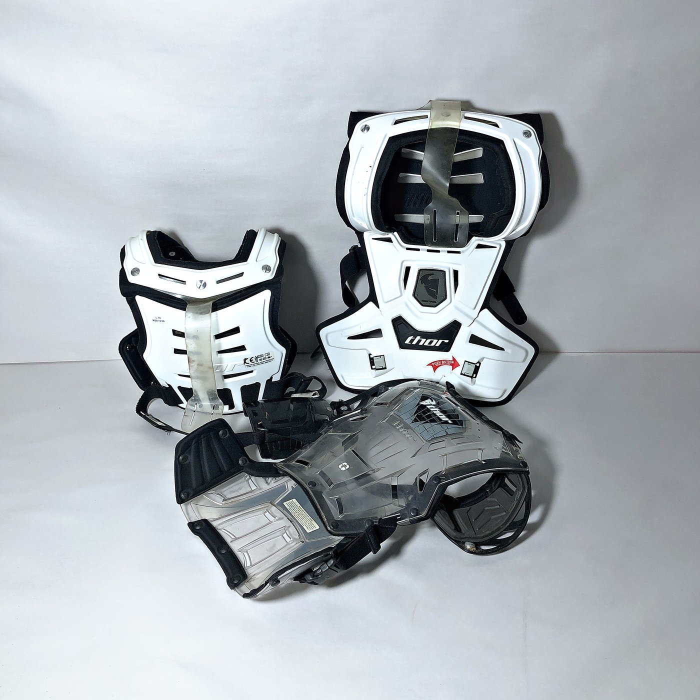 Tres Pecheras de Protección para Moto Thor