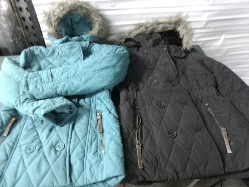 Camperas Acolchadas para Dama con Capucha