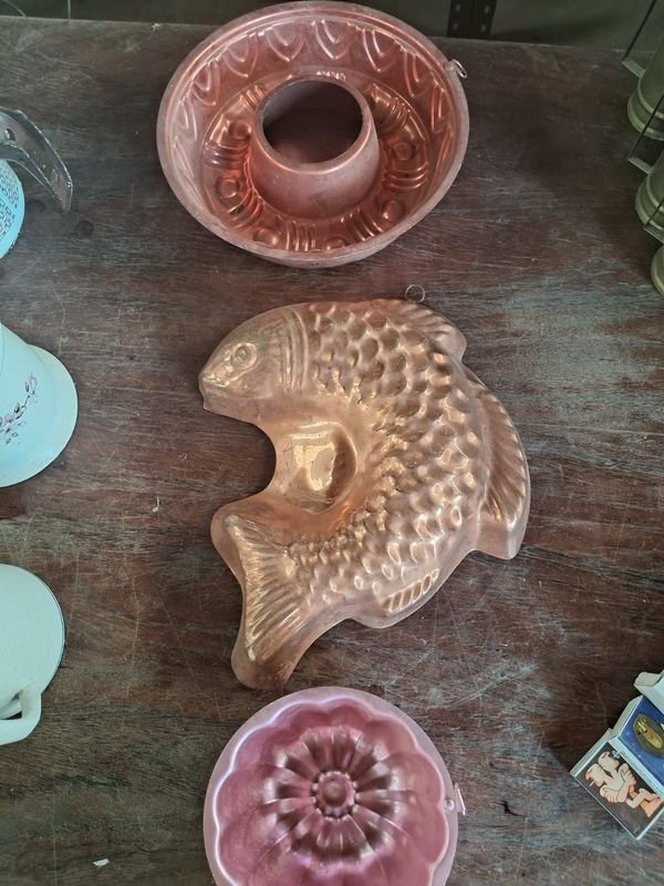 Lote anterior: Lotes de moldes antiguos de cobre con diseños de pez y flanera