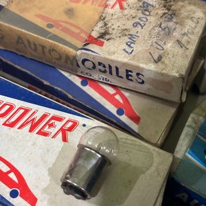 Lotes de Lámparas y Bombillas para Automóviles - imagen 6