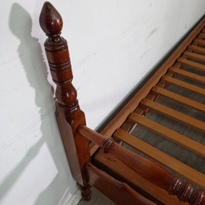 Cama Antigua de Una Plaza en Madera Maciza - imagen 4