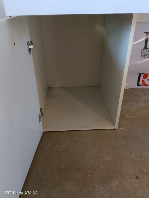 Item 900606 - Image 3