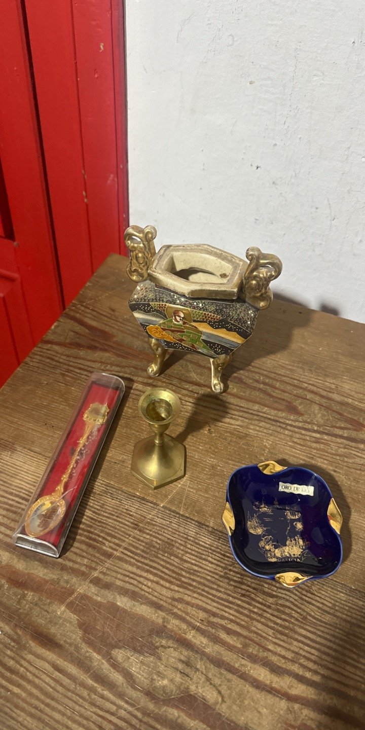 Adornos Decorativos Varios: Candelabro, Cenicero y Más
