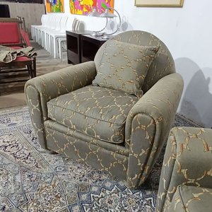 Par de Sillones de 1 Cuerpo Tapizados en Tela Gris con Bordado - imagen 4