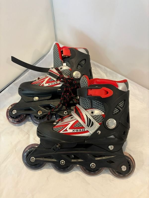 Patines Talle S - 30-35: Calzado para Deportes - imagen 1