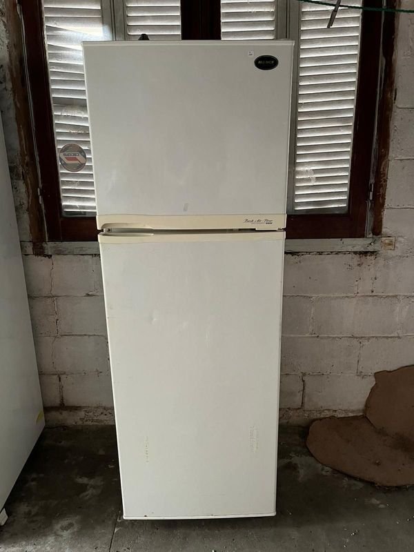 Refrigeradores Whirlpool y Panavox en venta - imagen 2