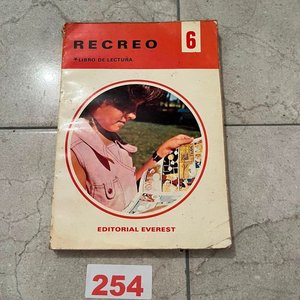 Lote siguiente: Libro de Lectura "Recreo 6" por Efrén Quintanilla Sainz, Editorial Everest