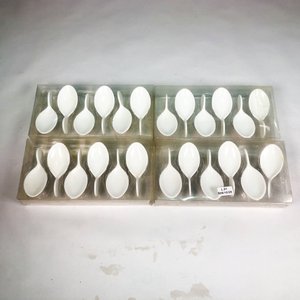 Set de 24 Cucharitas de Loza Blanca en Caja - imagen 2