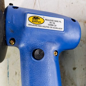 Amoladora Azul Rhino y Sierra Caladora FAR Tools - imagen 6