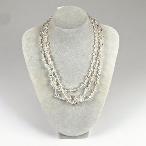 Collar de Cristal de Roca Tres Vueltas con Brillo Iridescente - imagen 2