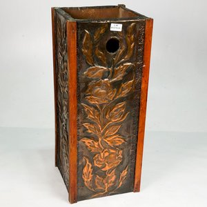 Paragüero Vintage de Cobre y Madera con Diseño Floral - imagen 2