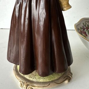 Figura Campesina Italiana y Fuente de Porcelana Bavaria - imagen 6
