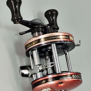 Reel Rotativo Abu Garcia Ambassadeur 5000 Clásico Sueco - imagen 12