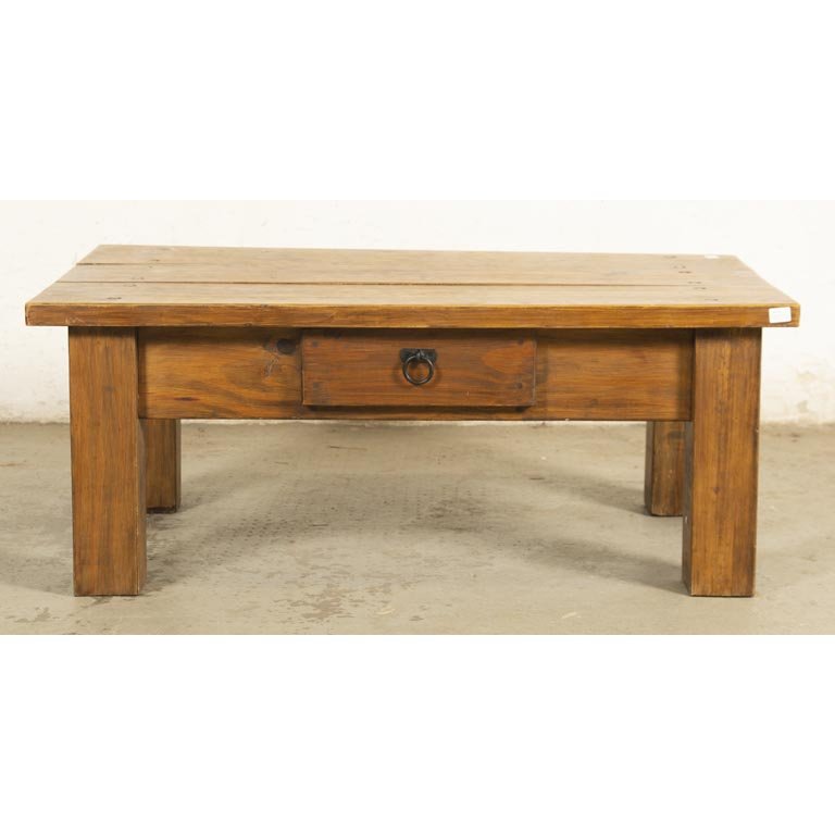 Mesa de Living Rústica de Madera con Cajón y Detalles en Lustre