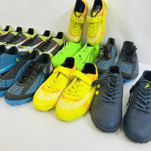 Doce Pares de Championes de Fútbol y Fútbol 5 - Talles Variados - imagen 5