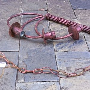 Antiguo Pie de Hierro Forjado para Pajareras o Maceteros y Lámpara Colgante - imagen 8