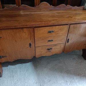 Mesa Auxiliar Antigua de Madera Maciza con Cajones y Puertas - imagen 1