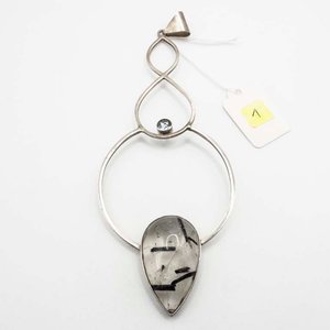 Lote anterior: Dije de Plata con Piedra de Cuarzo Rutilado y Circonita