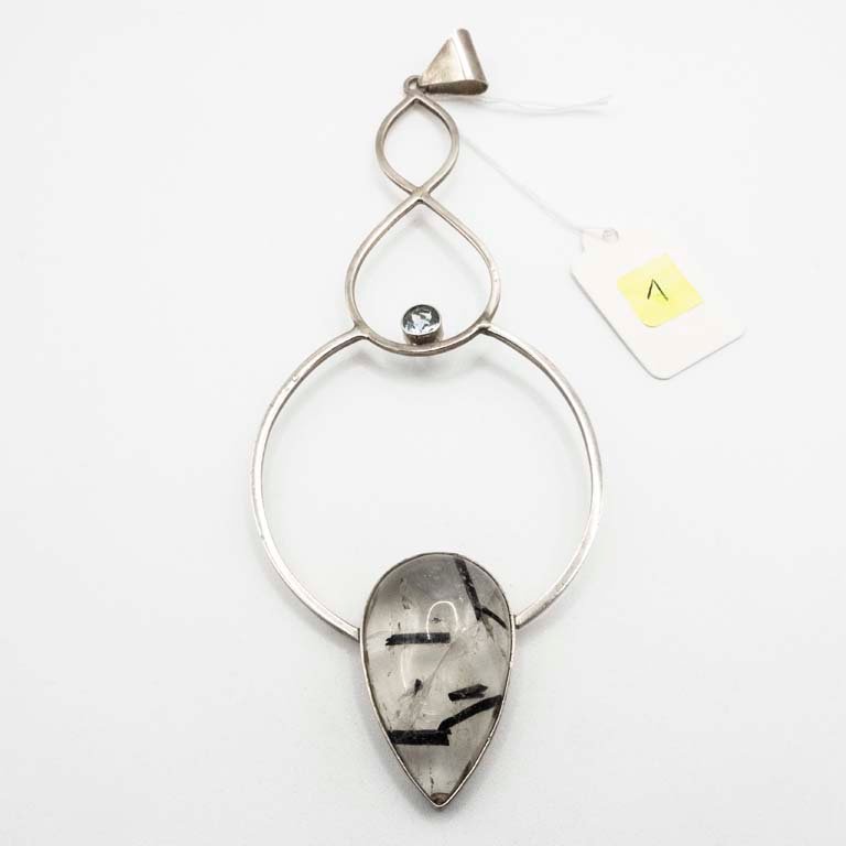 Dije de Plata con Piedra de Cuarzo Rutilado y Circonita