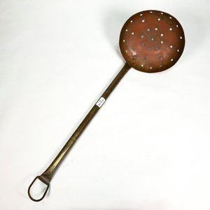 Lote anterior: Colador de Cobre Antiguo con Mango Largo