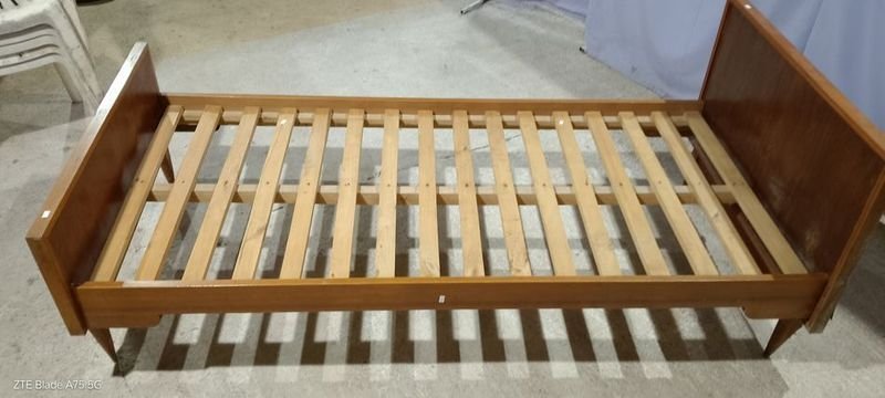 Cama de 1 Plaza Desarmable de Madera