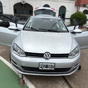 Volkswagen Golf 1.6 Sedán 5 Puertas Nafta Año 2015 - imagen 1