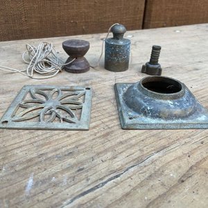 PIEZAS EN BRONCE Y PLOMADA OBRA - imagen 2