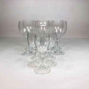 Once Copas de Cristal Hialino de Distintos Tamaños - imagen 2