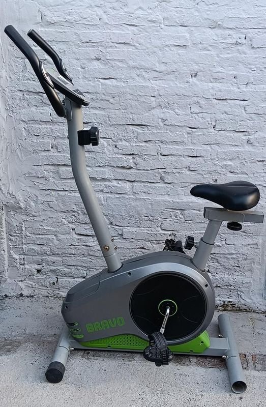 Bicicleta Fija Bravo - Buen Estado Estético - imagen 1