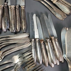Juego de 122 Cubiertos Antiguos "Józef Fraget" Enchapados en Plata - imagen 13