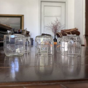 Juego de 6 Vasos de Vidrio con Cortes Geométricos - imagen 3
