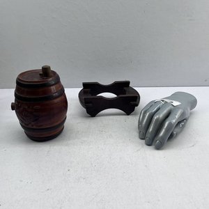 Barril de Madera Tallado con Soporte - imagen 2