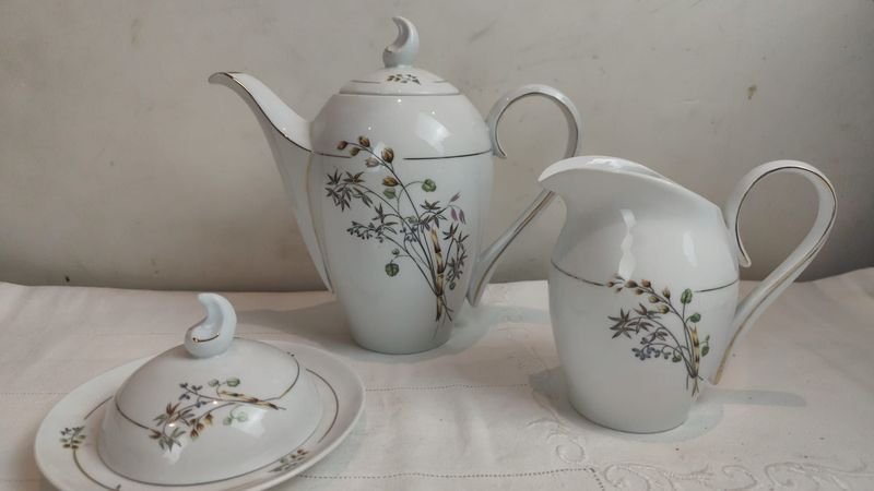 Juego de café y servicio en porcelana SCHIMIDT - Set de té blanco con diseño floral - imagen 6