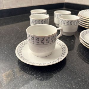 Conjunto de 9 Platillos y 5 Tazas de Porcelana China - imagen 2