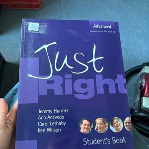 Lote anterior: Libro Just Right Advanced C1 Student's Book - Jeremy Harmer