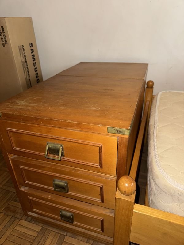 Cajonera con guardabultos en buen estado - imagen 4