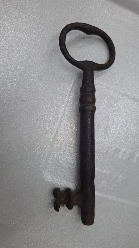 Llave Antigua de Hierro Forjado, Más de 100 Años