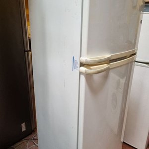 Heladera con Freezer Whirlpool Blanca - Buen Estado y Funcionamiento - imagen 5
