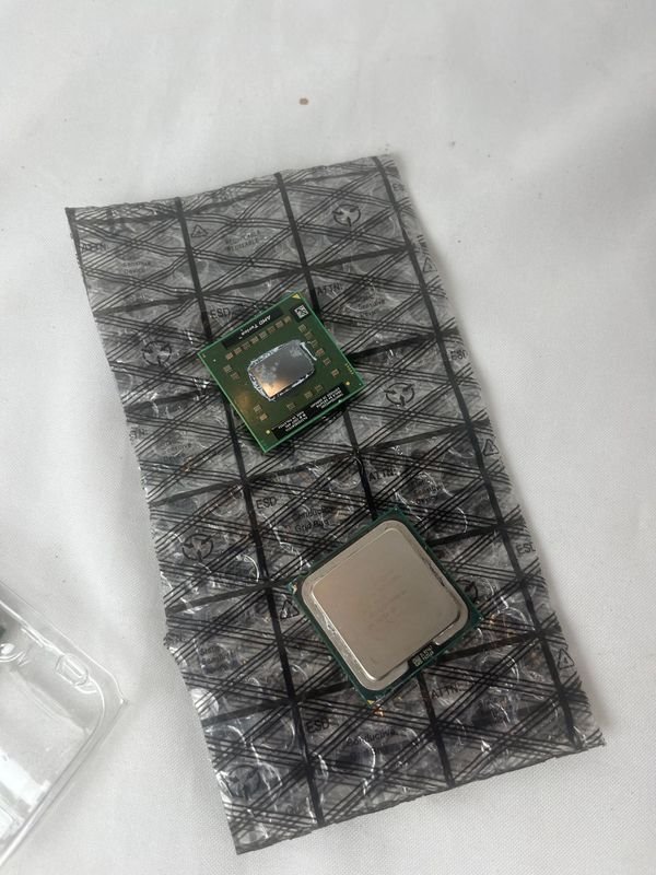 Procesadores Intel y compatibles - imagen 3