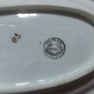 Dos Fuentes de Porcelana Bavaria con Bordes Dorados y Flores - imagen 6